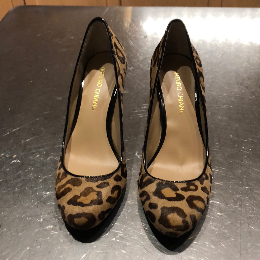 Shoes - Picture 3 of 3